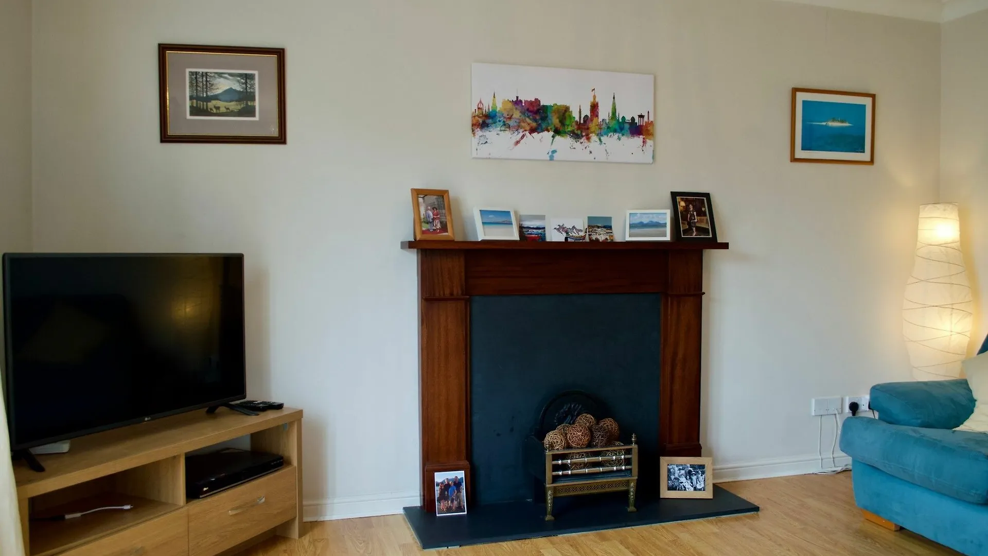 Bright 1 Bedroom Apartment In Edinburgh